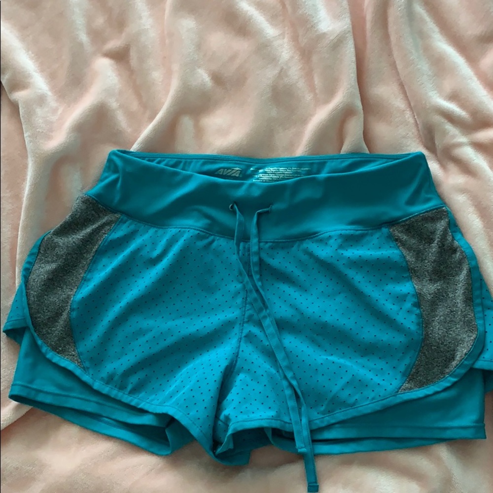 avia athletic shorts youth medium